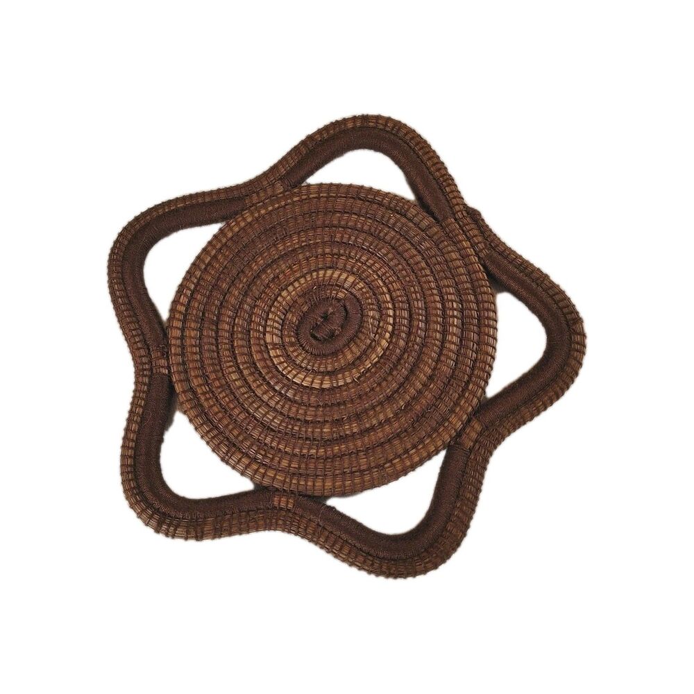 Woven Boho Cottagecore Trivet Hot Pad Scalloped Brown Rustic Kitchen Decor - Picture 2 of 4